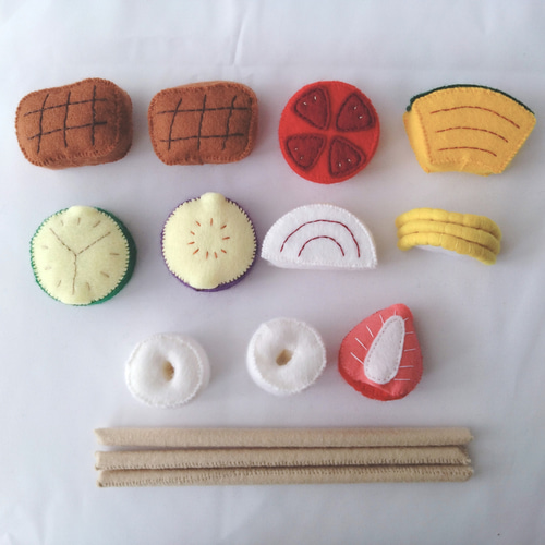 フェルトのたき火＆バーベキューセット♡フェルトおままごと おもちゃ