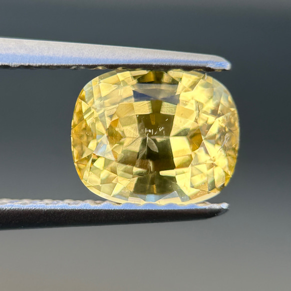 スリランカ非加熱産天然イエローサファイアルース 楽天市場】スリランカ産非加熱イエローサファイア 5.18ct ルース