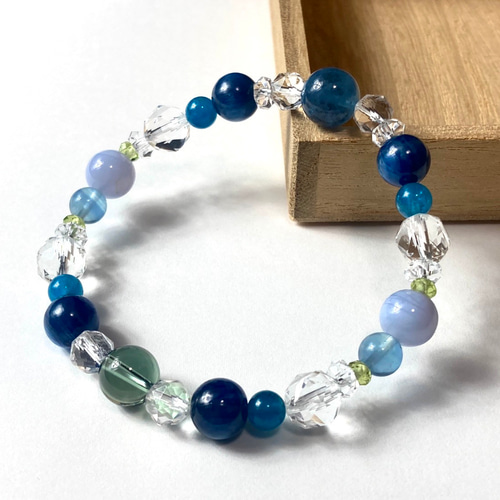 三碧木星ブレスレット（原宿当たる占い師５選順震監修） ◇2024年碧色ブレスレット【一歩踏み出したら成功・達成へ一直線】三碧