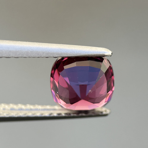 スリランカ産非加熱天然ロードライトガーネットルース 指輪・リング