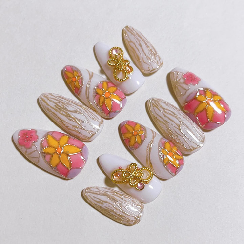 DREAM】 ホワイト×GOLDと手鞠の和柄ネイルチップ ♡鞠ぃゴールド