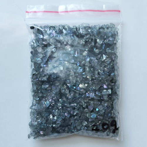 たっぷり20g！ガラスカレット・オーロラ加工【錆鼠（さびねず