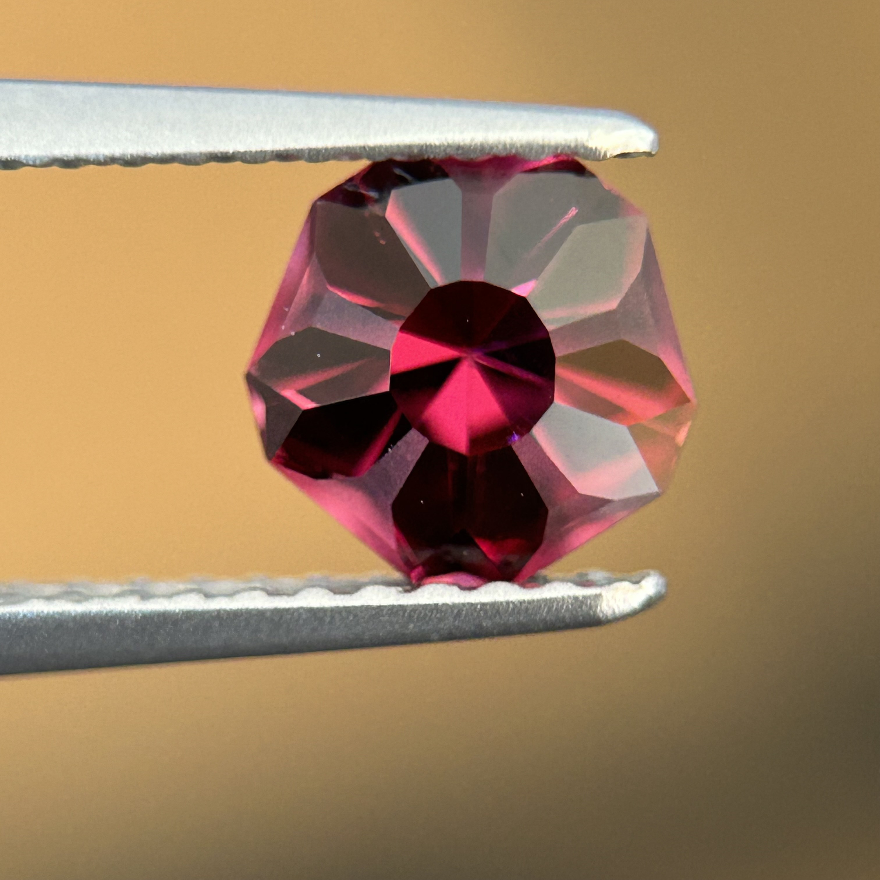 スリランカ産非加熱天然ジルコンルース スリランカ産非加熱天然