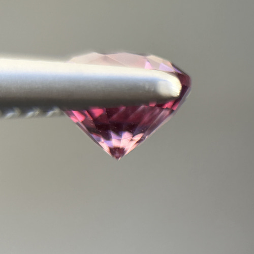 スリランカ産非加熱天然ロードライトガーネットルース 指輪・リング