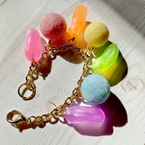 キャンディとゼリービーンズのバッグチャーム / フェイクスイーツ