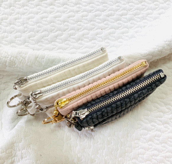 nubi+名入れ刺繍　選べる　ダブルファスナーコインケース　4文字以上6文字以内  H1OW13.5 ヌビ　name刺繍 3枚目の画像