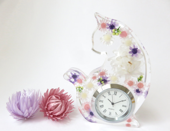 再販　NEW! ギフトに、ギフト「インアリウム時計　ネコ　ホワイトピンク」置き時計　結婚祝い　贈り物　　母の日 2枚目の画像