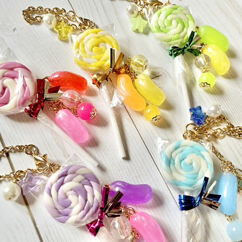 キャンディ チャーム ハンドメイド くるくる ロリポップキャンディとゼリービーンズ / バッグチャーム