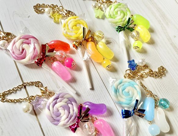くるくる ロリポップキャンディとゼリービーンズ / バッグチャーム