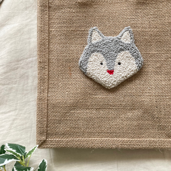 北欧　ジュートバッグ　ランチバッグ　軽量　きつね　オオカミ　動物　アニマル　刺繍　もこもこ　毛糸　ナチュラル　かわいい 10枚目の画像