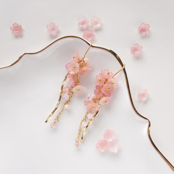 桜のピアス・イヤリング 4枚目の画像