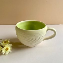 ロリエ ホワイト　丸マグカップ　グリーン 5枚目の画像