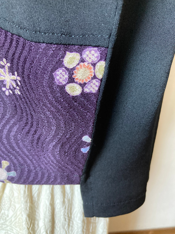 着物リメイク　ハンドメイド　ベスト　絹　黒　紫 5枚目の画像