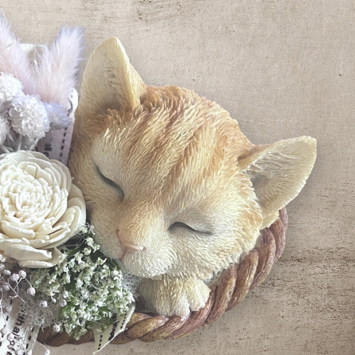 猫ちゃんのオブジェ、プリザつきアレンジメント 猫ちゃんのオブジェ、プリザつきアレンジメント 【公式通販】