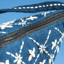 手縫い純綿サイドバックパック/刺繍クロスボディバッグ/刺繍ショルダーバッグ/インディゴ手縫い藍染めバッグ-フラワーバレンタインデ 18枚目の画像