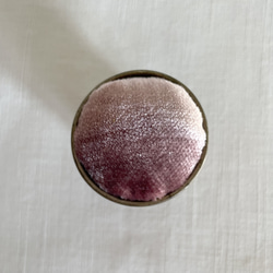 【pin cushion】フランスアンティークリキュールカップの小さなピンクッション／mauve pink 7枚目の画像