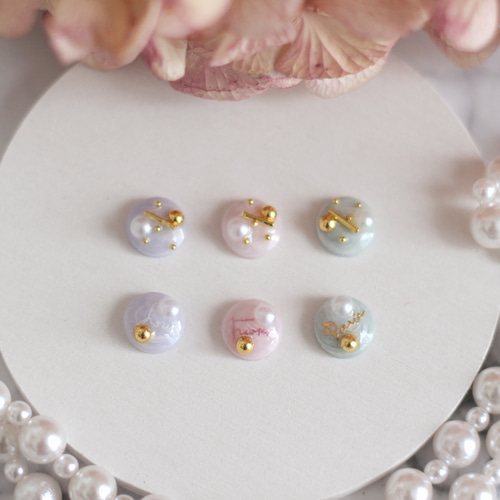 小さなケーキ♡送料無料♡ センイルケーキ風レジンピアス イヤリング  