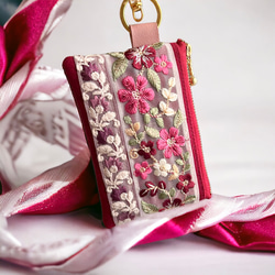 377 インド刺繍チュール生地　メッシュミニポーチ 377 インド刺繍チュール生地 メッシュミニポーチ