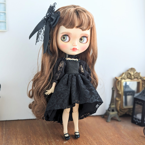 三毛猫ちゃんコーデ　黒【ミディ　ブライス】アウトフィット　なりきり　コーデ ブライス公式サイト | blythedoll.com