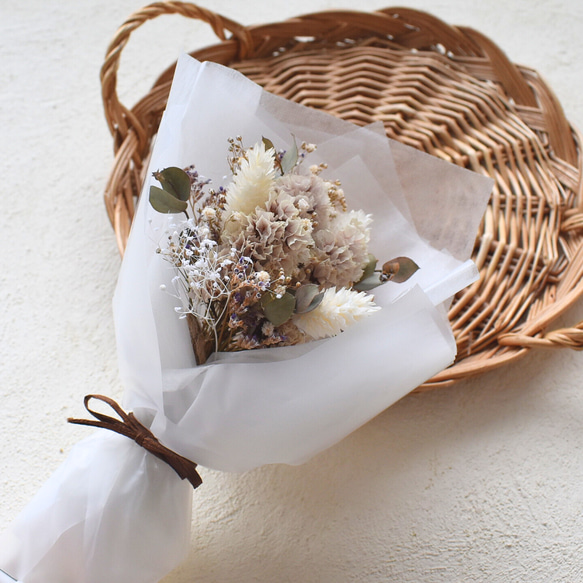 ハレノヒの花束 ホワイト / お誕生日 お祝い 母の日　父の日　プチギフト 2枚目の画像