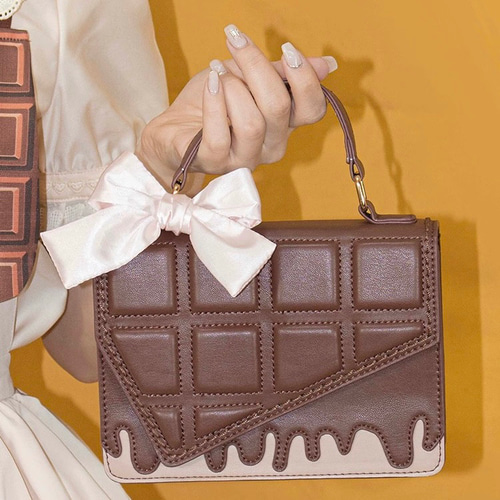 ロリータ/ショルダーバッグ/チョコレート/ブラック/ピンク/ブルー  