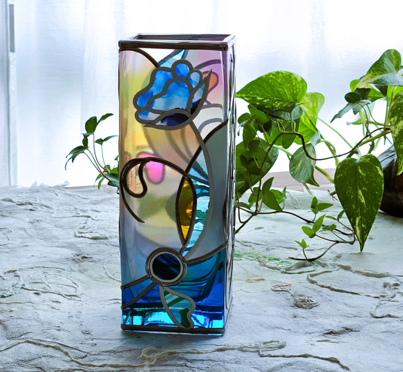 『フェアリーのお花畑~青』ガラス花瓶 8枚目の画像