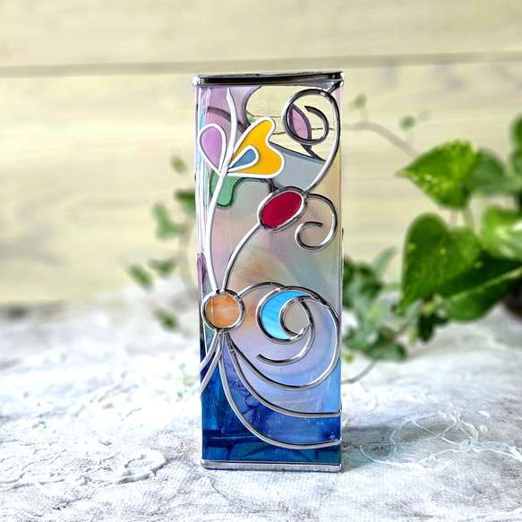 『フェアリーのお花畑~青』ガラス花瓶 12枚目の画像