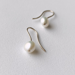 【K10】0/12: Pierced Earrings 第1張的照片