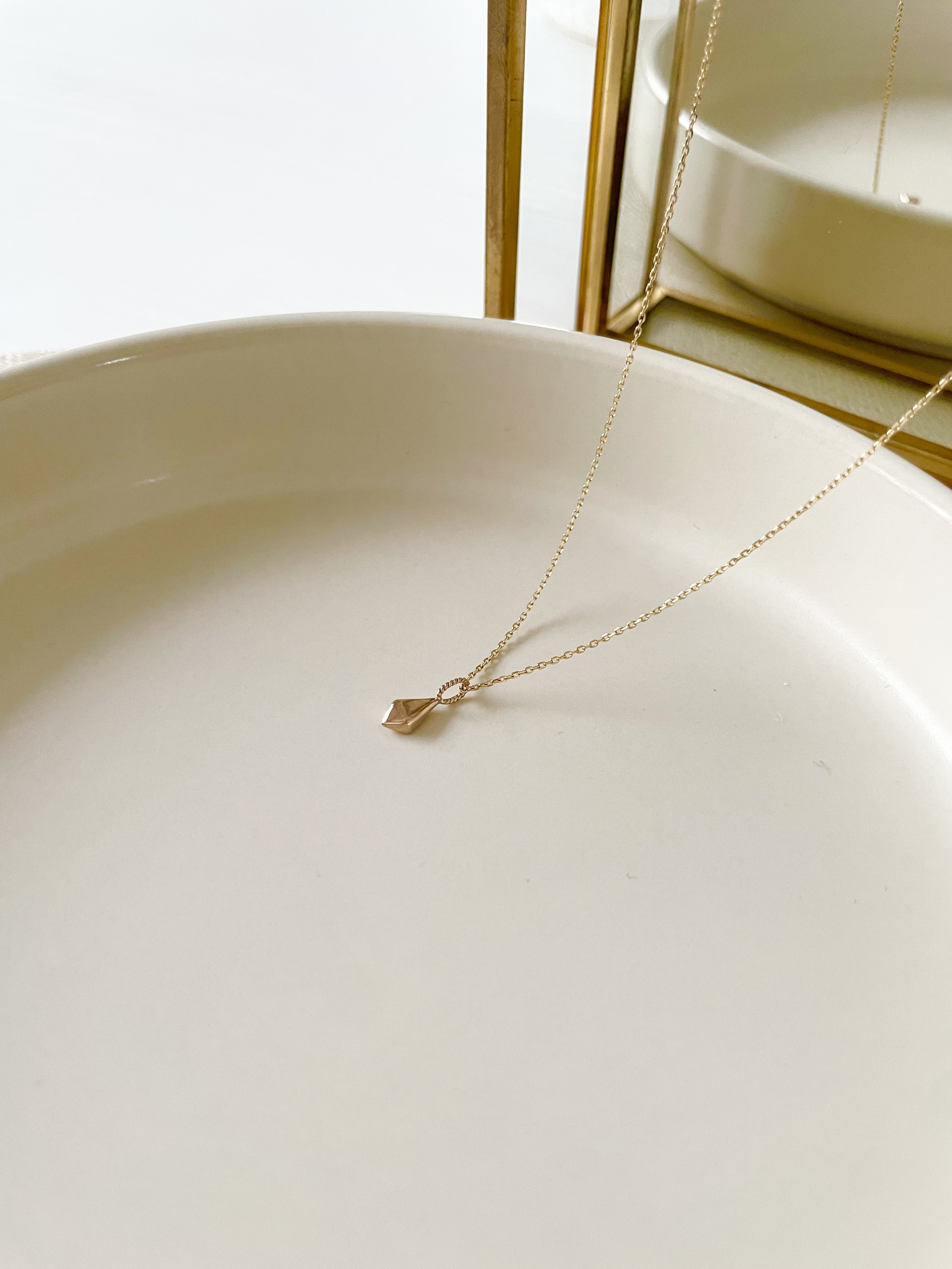 DIAカットネックレス