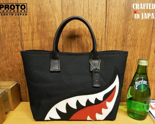 ☆ちょいカワ♪ブラックキャンバス×本革シャークマウスのミニトートバッグSサイズ ☆受注生産☆ちょいカワ♪ブラックキャンバス×本革シャーク