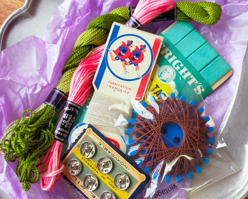 レトロ希ヴィンテージ＊丹後ちりめん糸巻き見本 レトロ希ヴィンテージ＊丹後ちりめん糸巻き見本