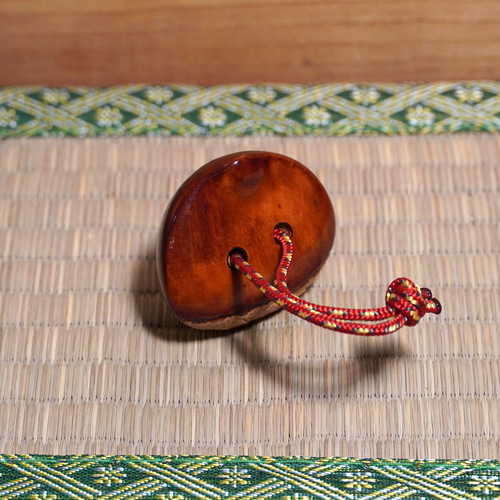 木彫刻 根付「栗」「大サイズ」 黄楊 木彫り 栗の実 彫刻 森 和輝 通販