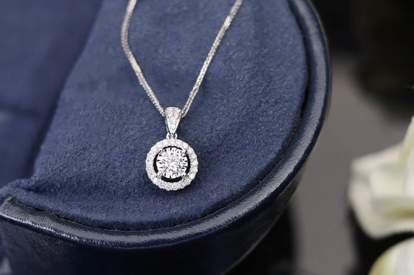 K18天然ダイヤモンドペンダントネックレス