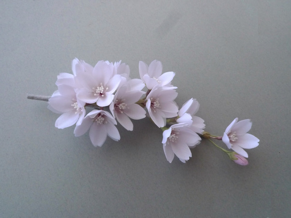 枝桜のコサージュ2024【受注作製】 4枚目の画像