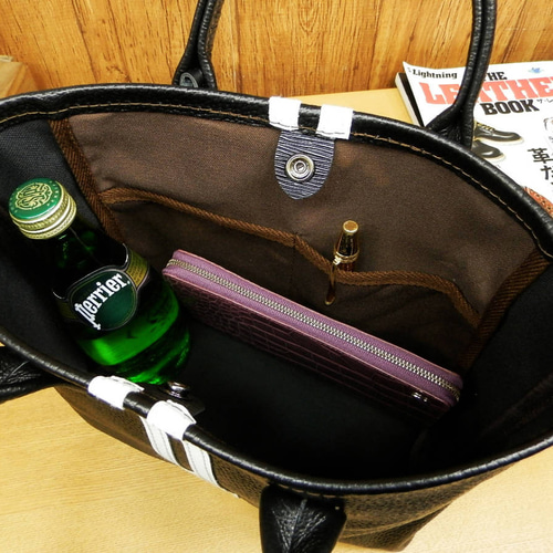 受注生産♪スポーティーなストライプ入り本革ミニトートバッグです♪黒