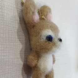 うさぎ〘兔〙　羊毛フェルト  キーホルダー 2枚目の画像