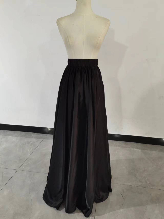 送料無料！ 細見えシルエット  黒    床付く   プリーツスカート  二次会/前撮り/花嫁