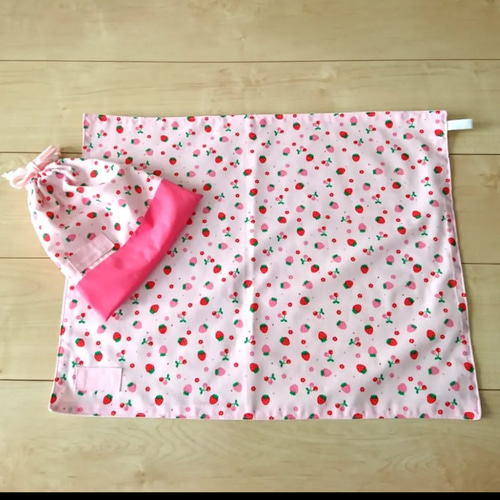 給食セット《入園・入学用品・イチゴ柄・ピンク》ランチクロス40×50cm