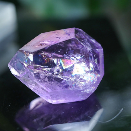 レインボーアメジスト レインボー☆アメジスト原石s1028 | Funky garuda Stone (ファンキー