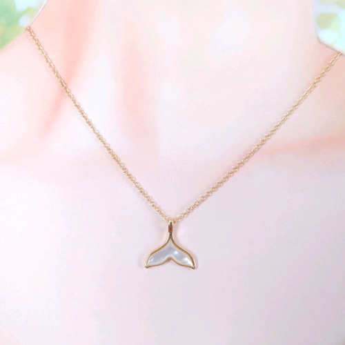 ☆ギフト☆14kgf☆白蝶貝のホエールテールネックレス＆お揃いの