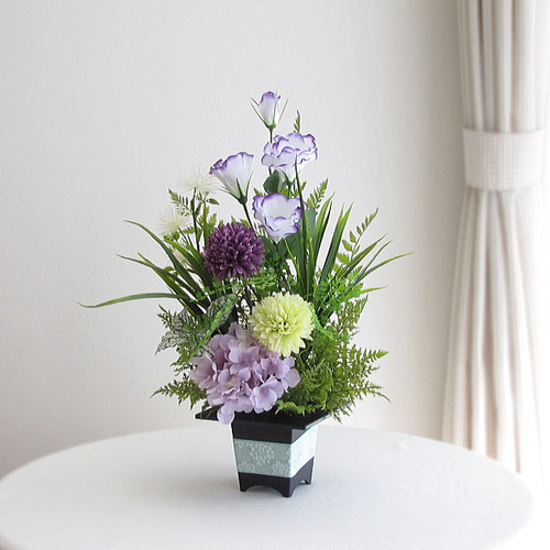 お供え・お悔み・仏花】トルコキキョウ・ポンポンマム・アジサイ入り