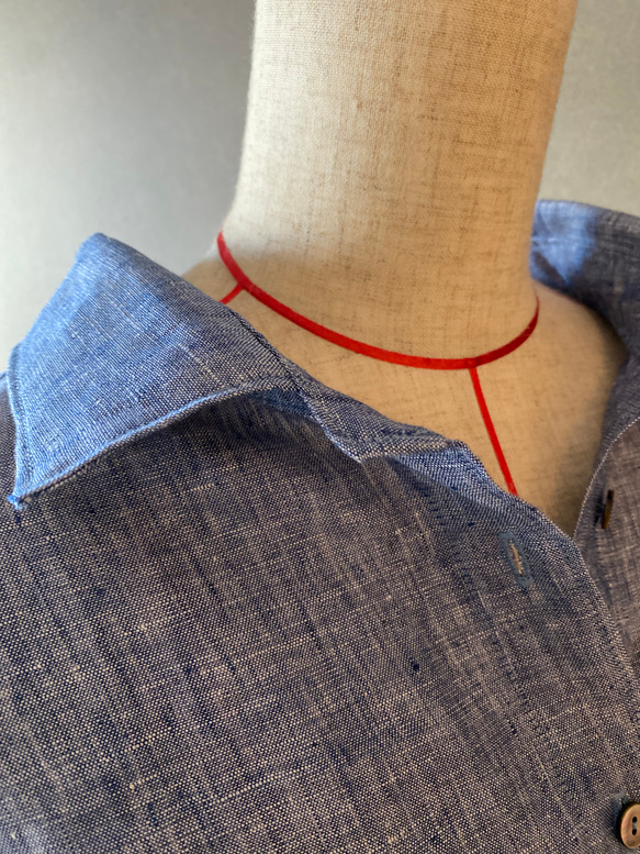 上質なリネンで作ったベーシックシャツ100%リネン　麻　ブルー　春シャツ　抜き衿シャツ　貝ボタン　40サイズ 大人シャツ 7枚目の画像