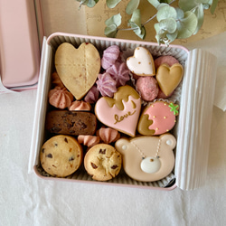 （2月1日発送！）バレンタインクッキー缶♡くまチョコ♩ 1枚目の画像