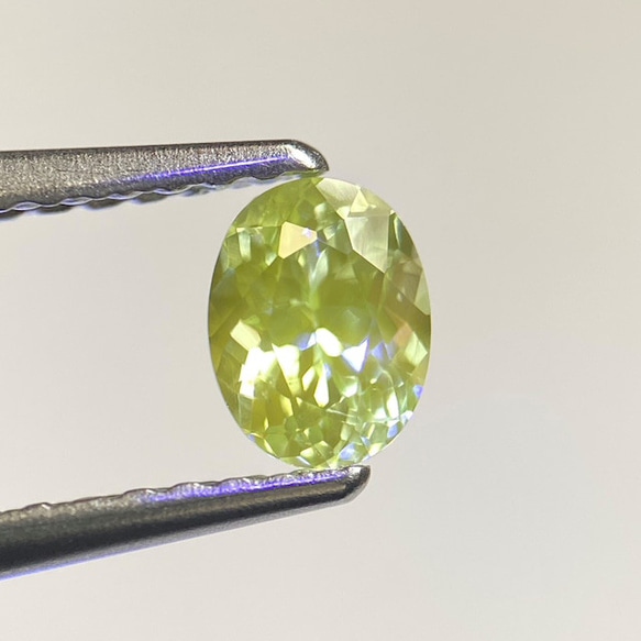 【お盆セール開催中】コーネルピン ルース 0.504ct タンザニア産 プリズマティン 蛍光有 日独ソ付き＆分析済 ご了承ください