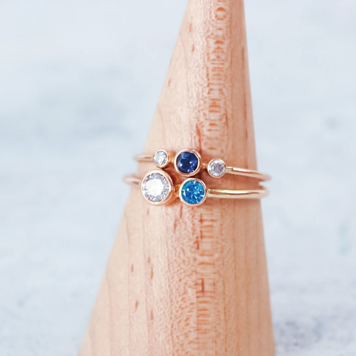 14kgf】3粒ベゼル 3mm石+2mm石×2粒 引っ掛かりのないベゼルタイプ