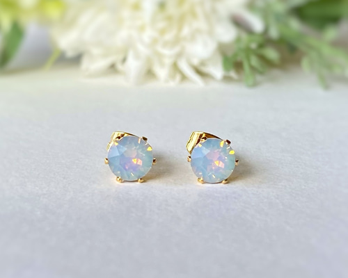 ちかな☺︎ 1点作品☆ 大粒原石ホワイトオパールピアス e711109c97d6fb98c72d77fe8ba17c