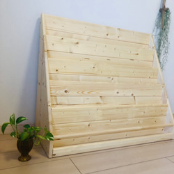 木の温かみがある絵本棚 無垢材 ブックシェルフ 本棚・絵本棚