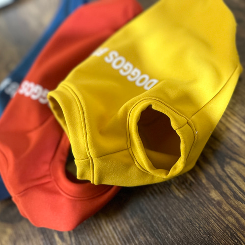 希少！定価32,800円 GOLFINO犬刺繍フリース 海外製 裏起毛L 小中型犬服 秋冬 暖かい洋服 犬 ボアフリースパーカー