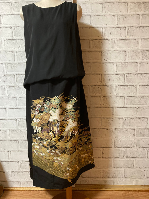 黒留袖リメイク　絹　ワンプリーツスカート 9枚目の画像