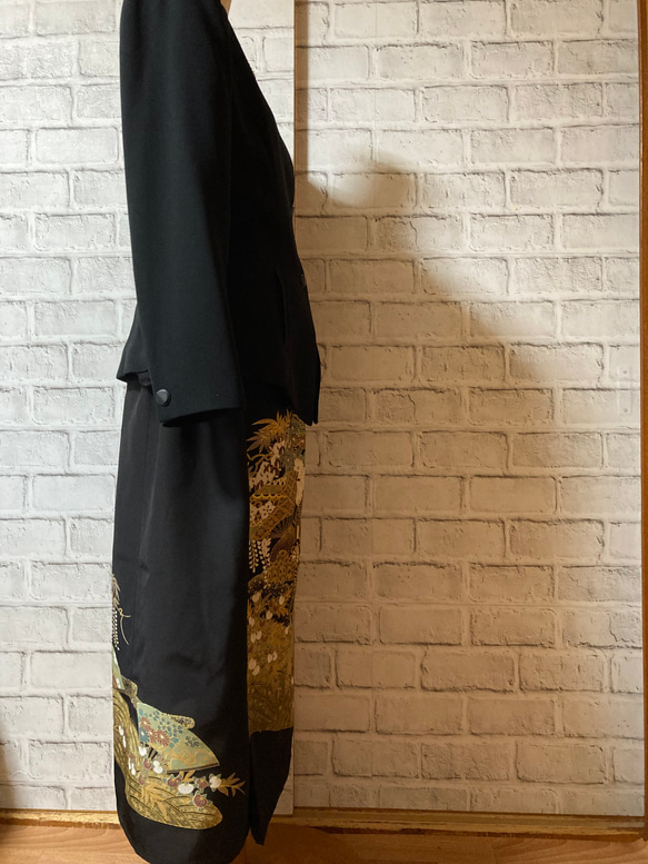 黒留袖リメイク　絹　ワンプリーツスカート 5枚目の画像
